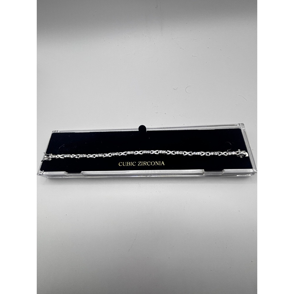 Unbranded Tennis Bracelet Womens Silver Cubic Zirconia XO Link Tennis Bracelet